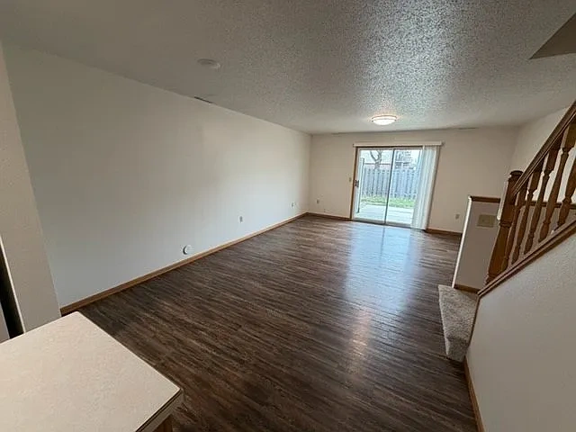Westlake Townhomes Apartments – photo 4
