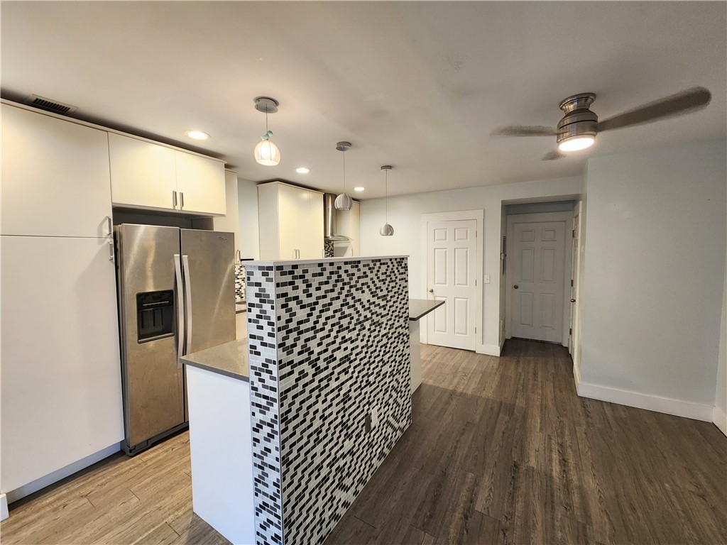 4552 Penn Ave unit 3 – photo 5