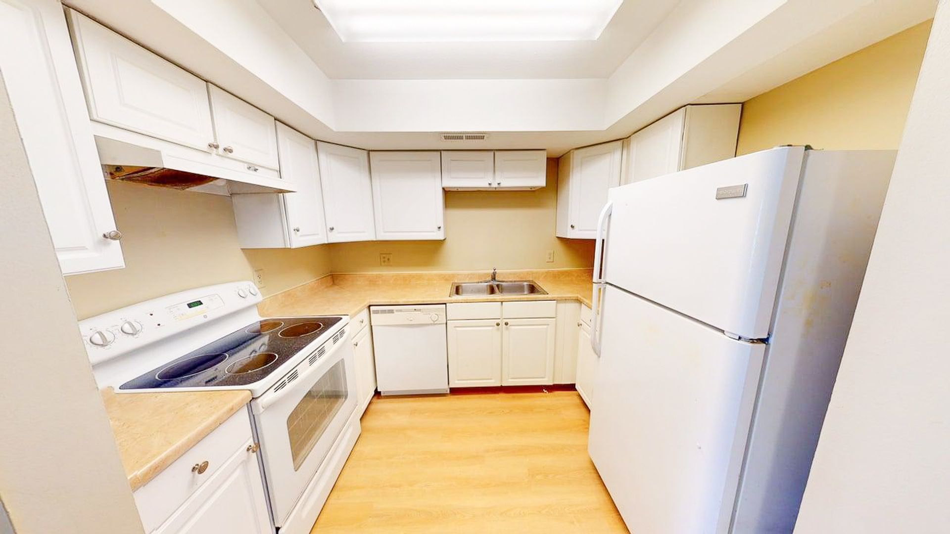 2064 Park Run Dr unit C – photo 3