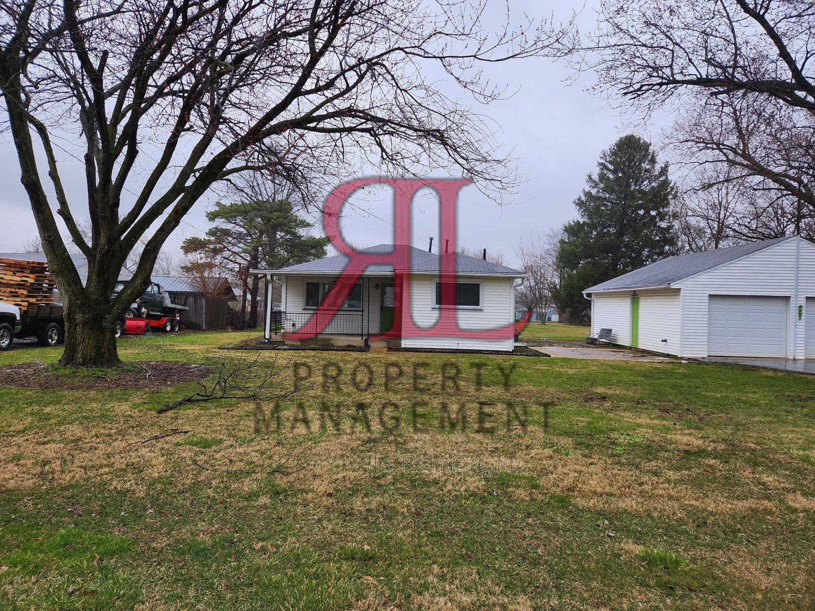 2436 Charlemagne St – photo 1
