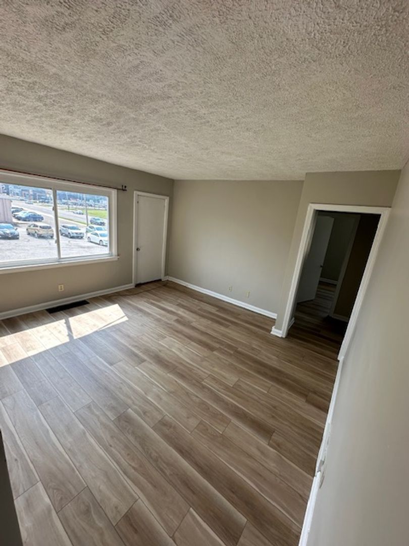 1171 W Main St unit 1 – photo 1
