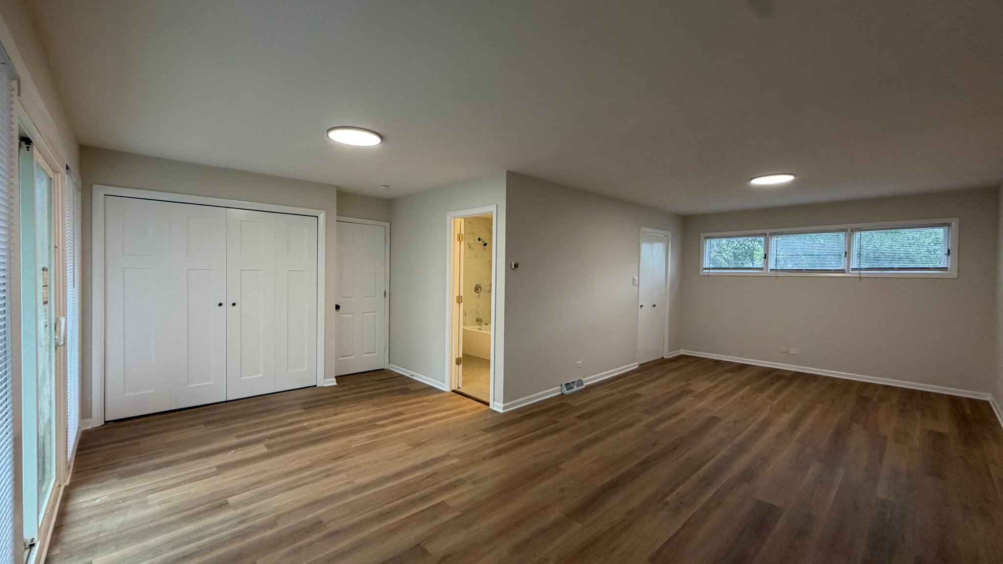 219 N Park Dr – photo 5