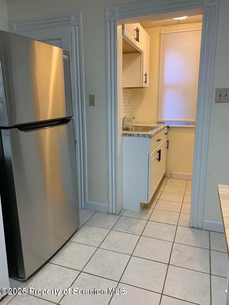 2430 Amelia Ave – photo 2