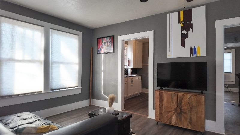 3737 Maywood Ave unit 1/2 – photo 1