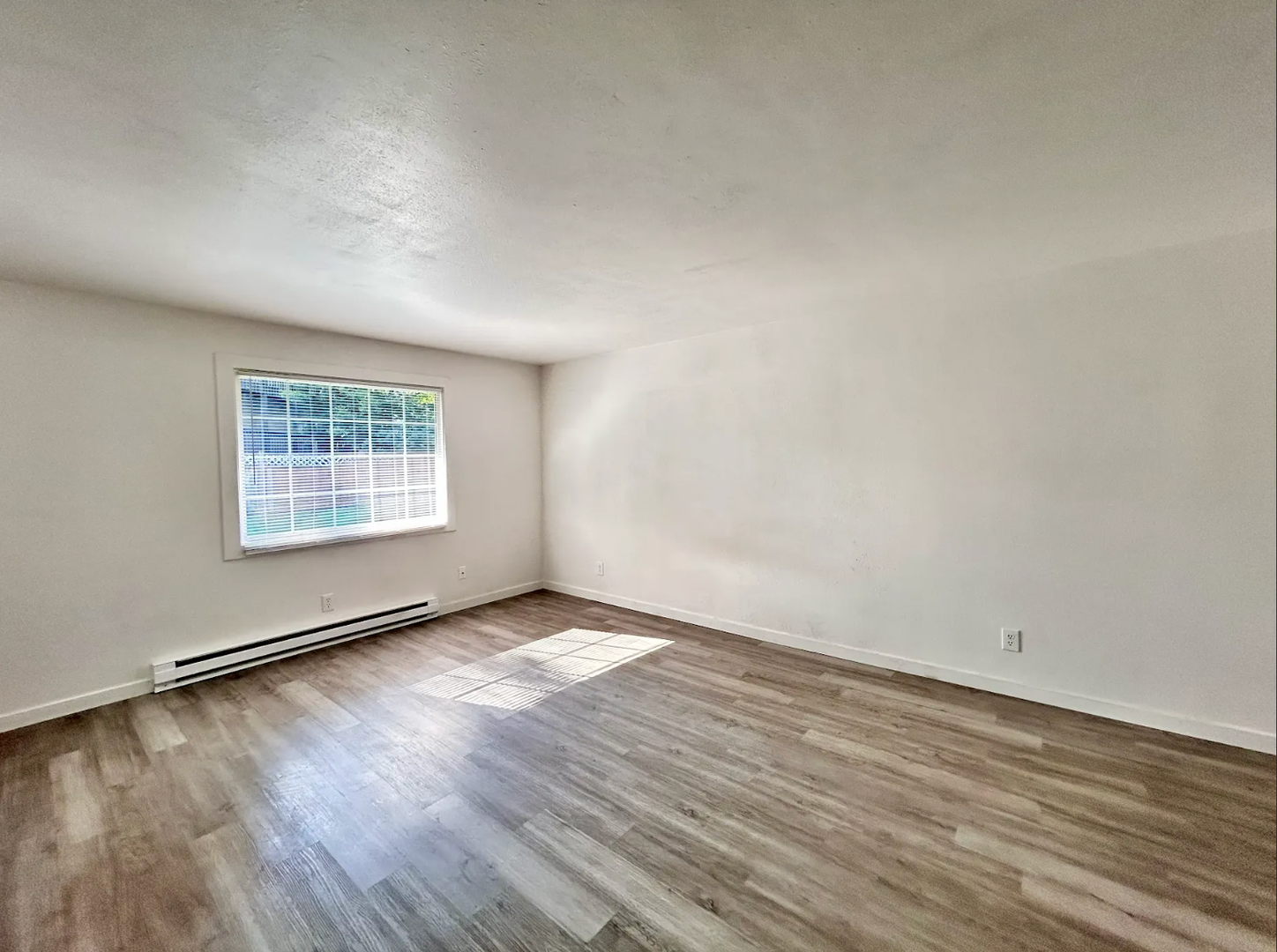 1412 W 11th Ave unit Unit 2 – photo 3