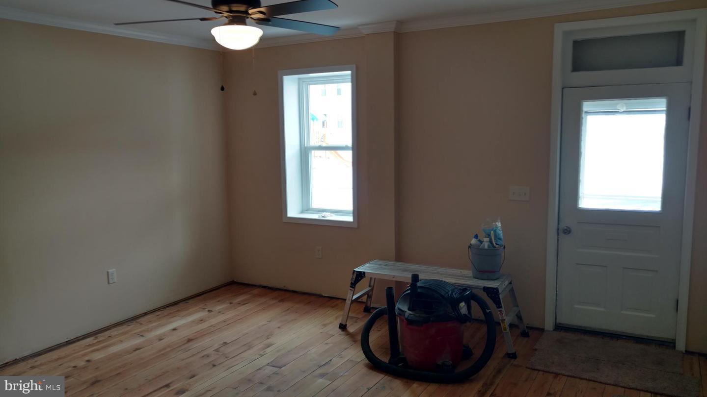 231 N Walborn Ave – photo 3