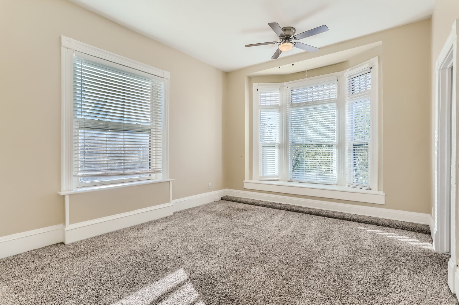 2418 Stout St unit 2 – photo 3