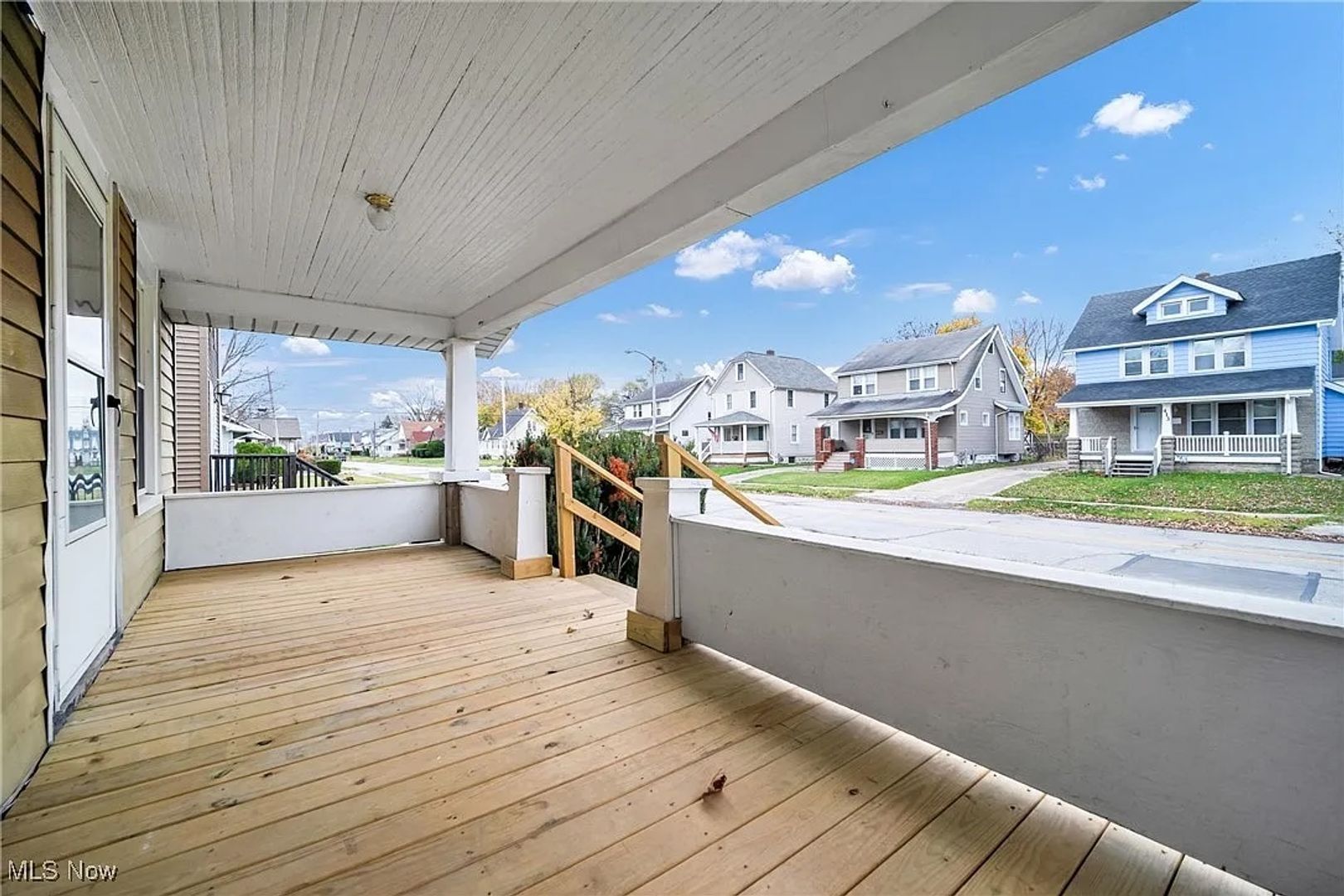 412 W 28th St – photo 2