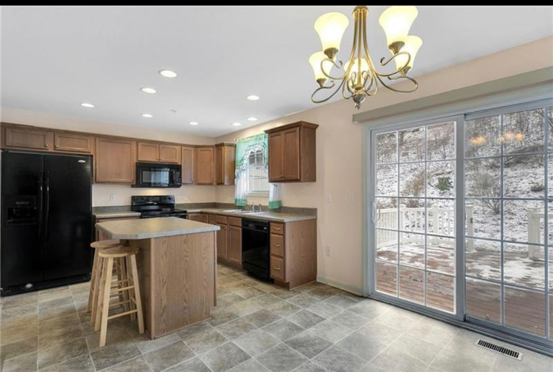 225 Persimmon Lane – photo 4