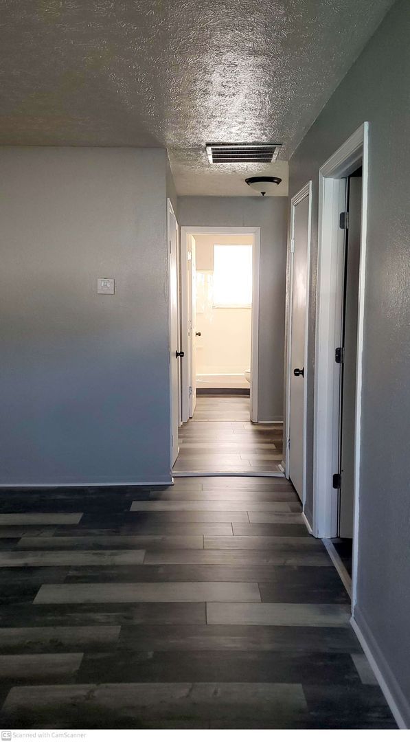 1802-1804 Montgomery Ave unit 1802 – photo 2