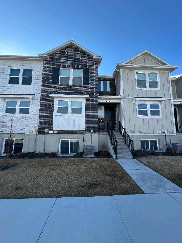2081 N 4100 W unit 2081 N 4100 W – photo 1