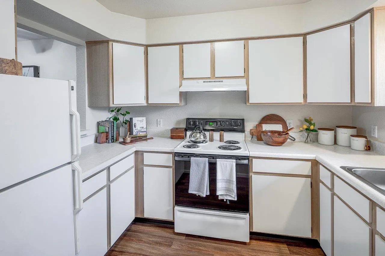 Steeplechase Apartments and Townhomes – photo 2