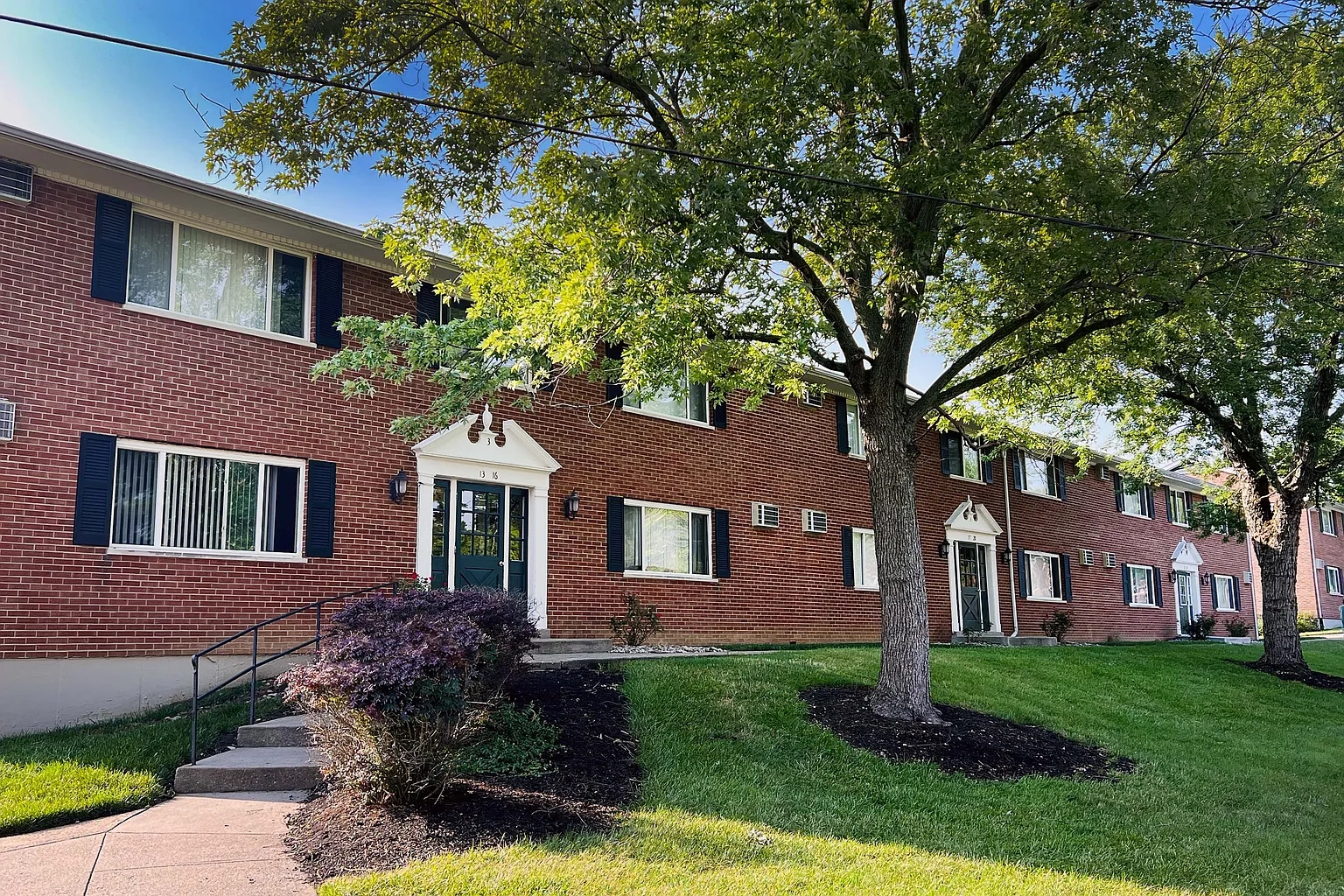 Sharondale Woods Apartments – photo 3