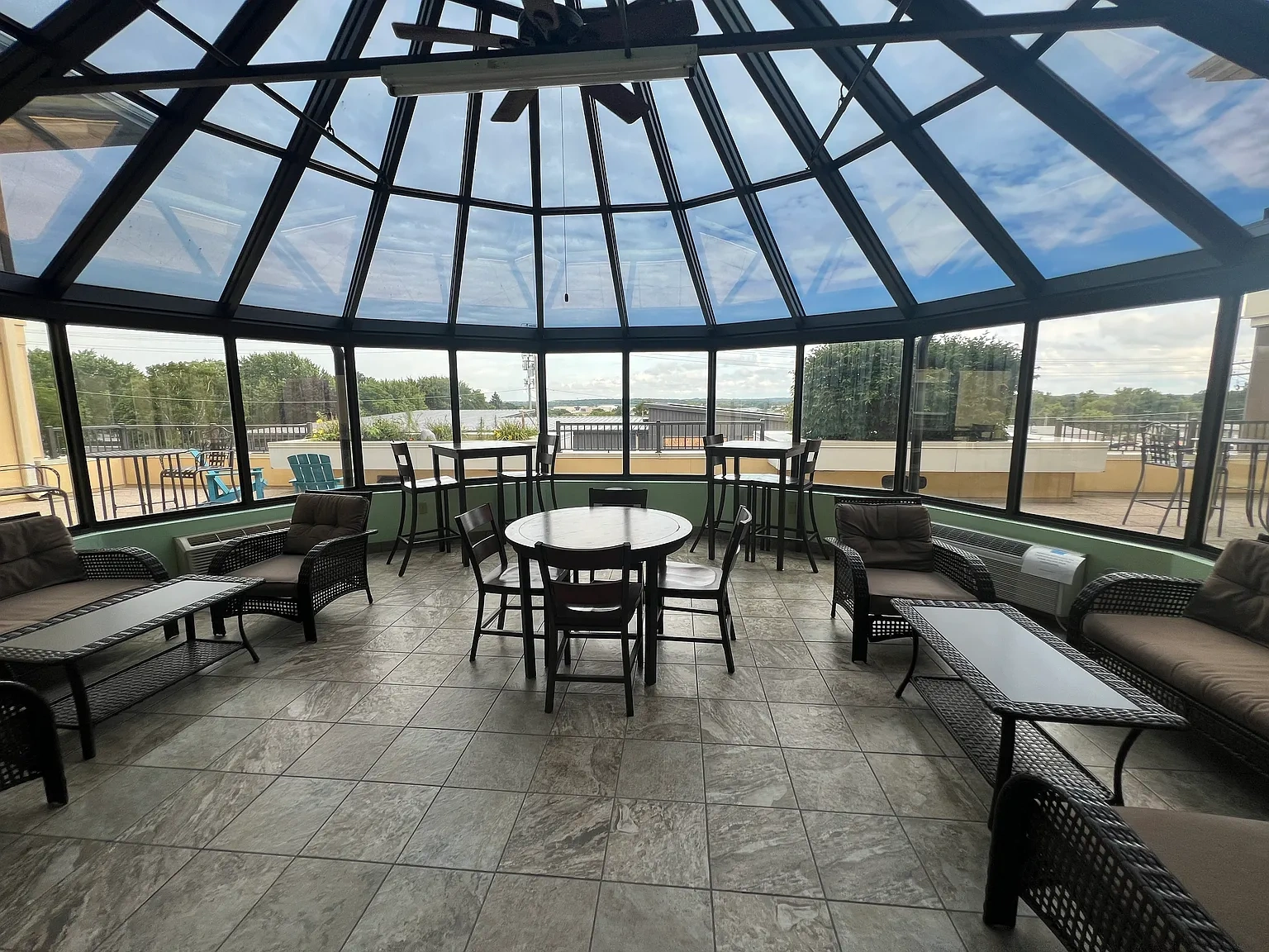 Granite Ridge Apartments – photo 4
