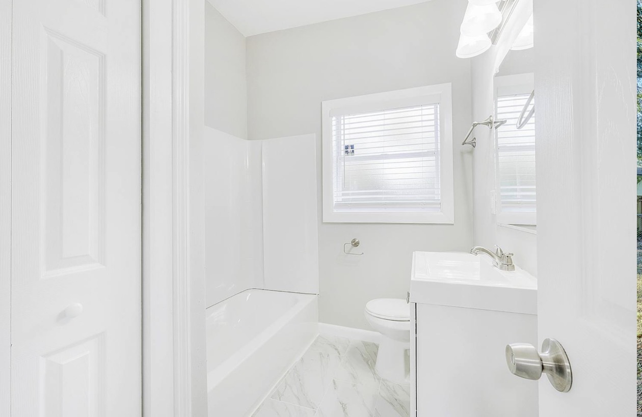 4920 NW 72nd Terrace – photo 5