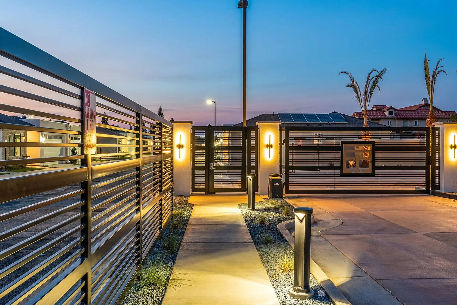 The Palms Luxury Condominiums – photo 4