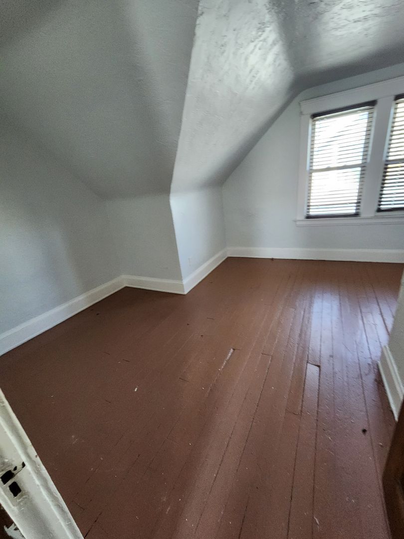 2664 Hampshire Rd unit Unit 3 – photo 5