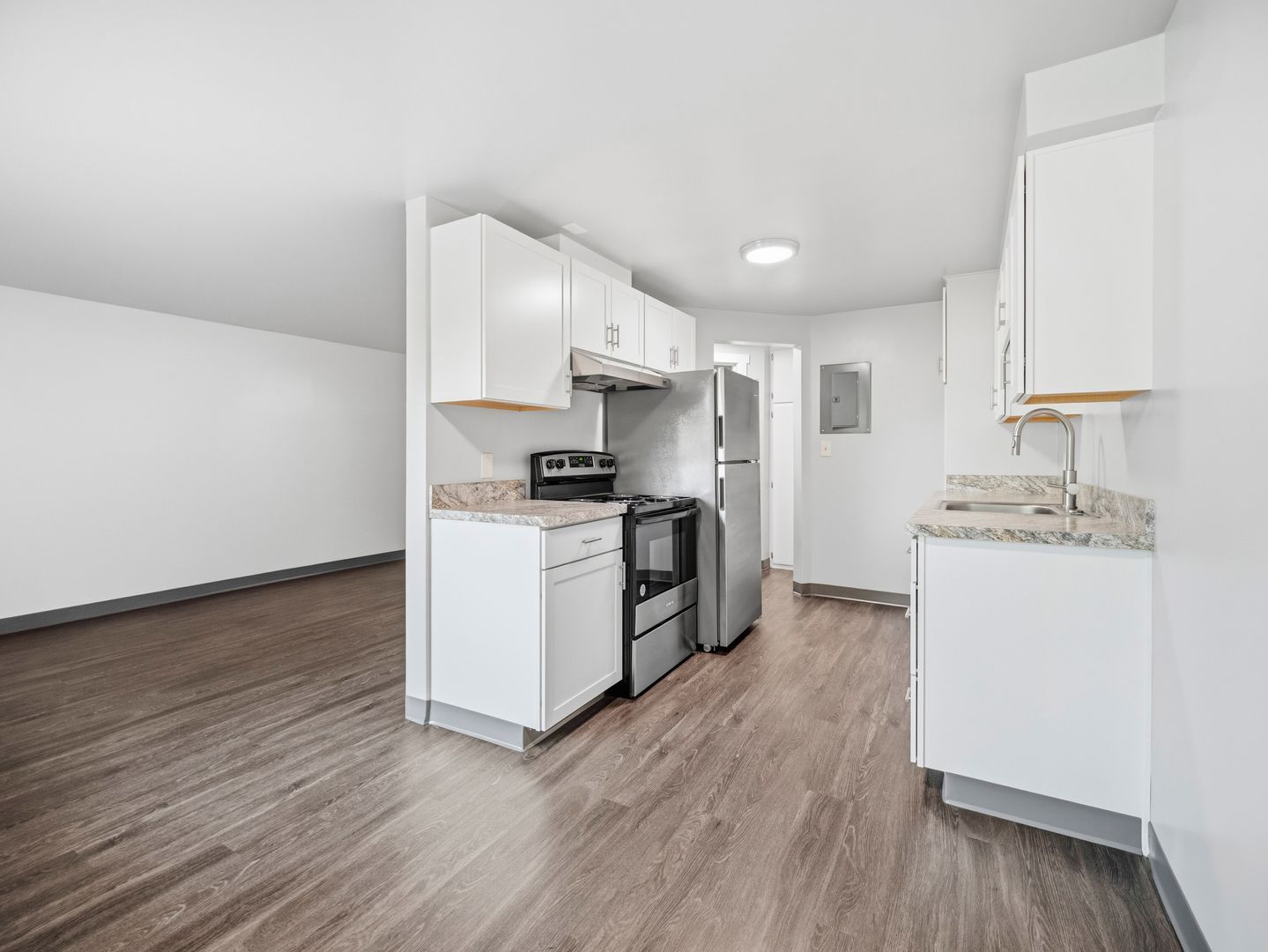 1432 W Tenth Ave unit #911 10th Ave. – photo 1
