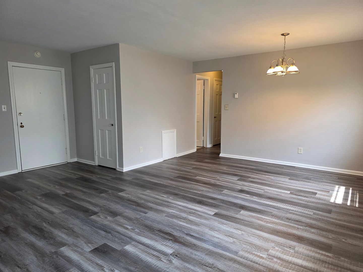 13773 Cedar Rd unit 109 – photo 3