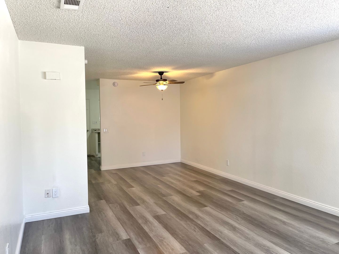 600 E Lugonia Ave unit C – photo 4