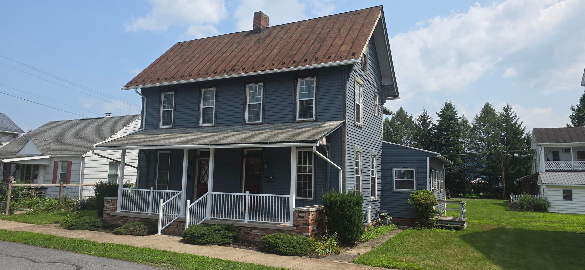 804 Ash St unit . – photo 1