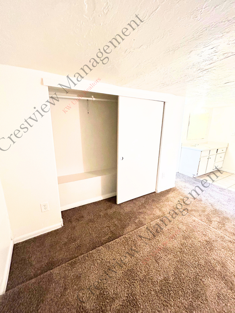 365 E Vine St unit 4B – photo 5