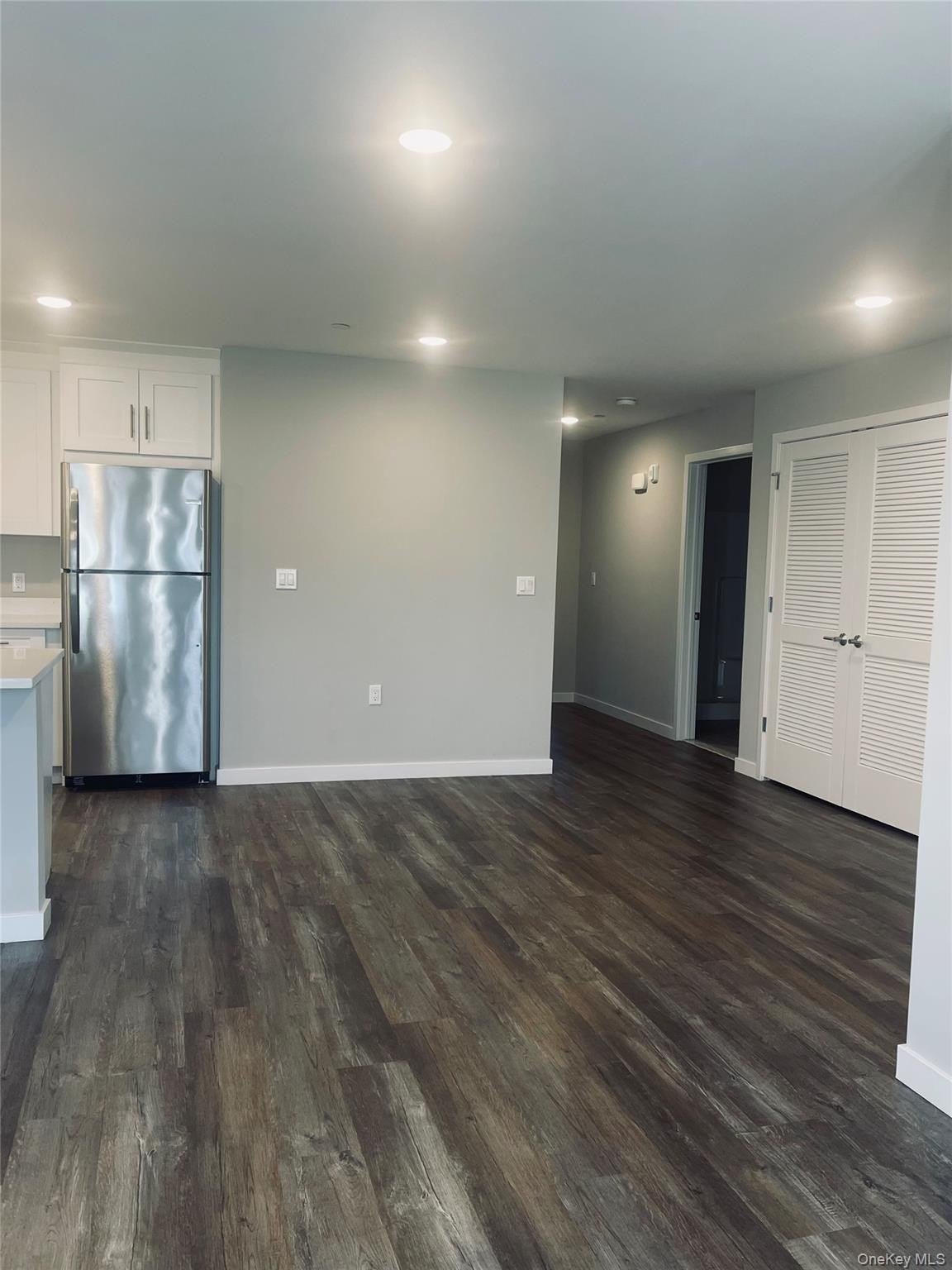 221 Eastview Dr #17 – photo 4