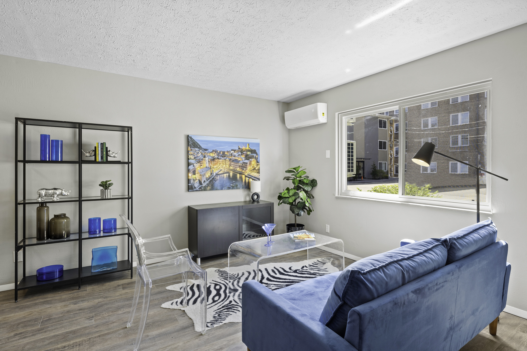 10526 Clifton Blvd unit 103 – photo 1