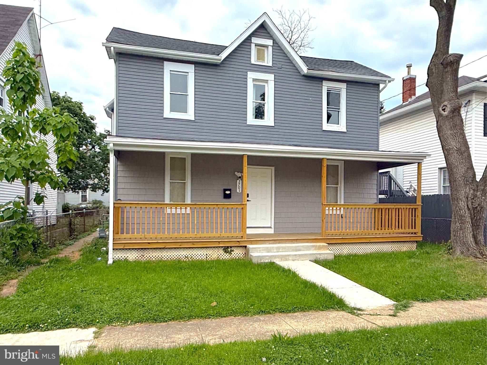 3703 6th St #2 – photo 1
