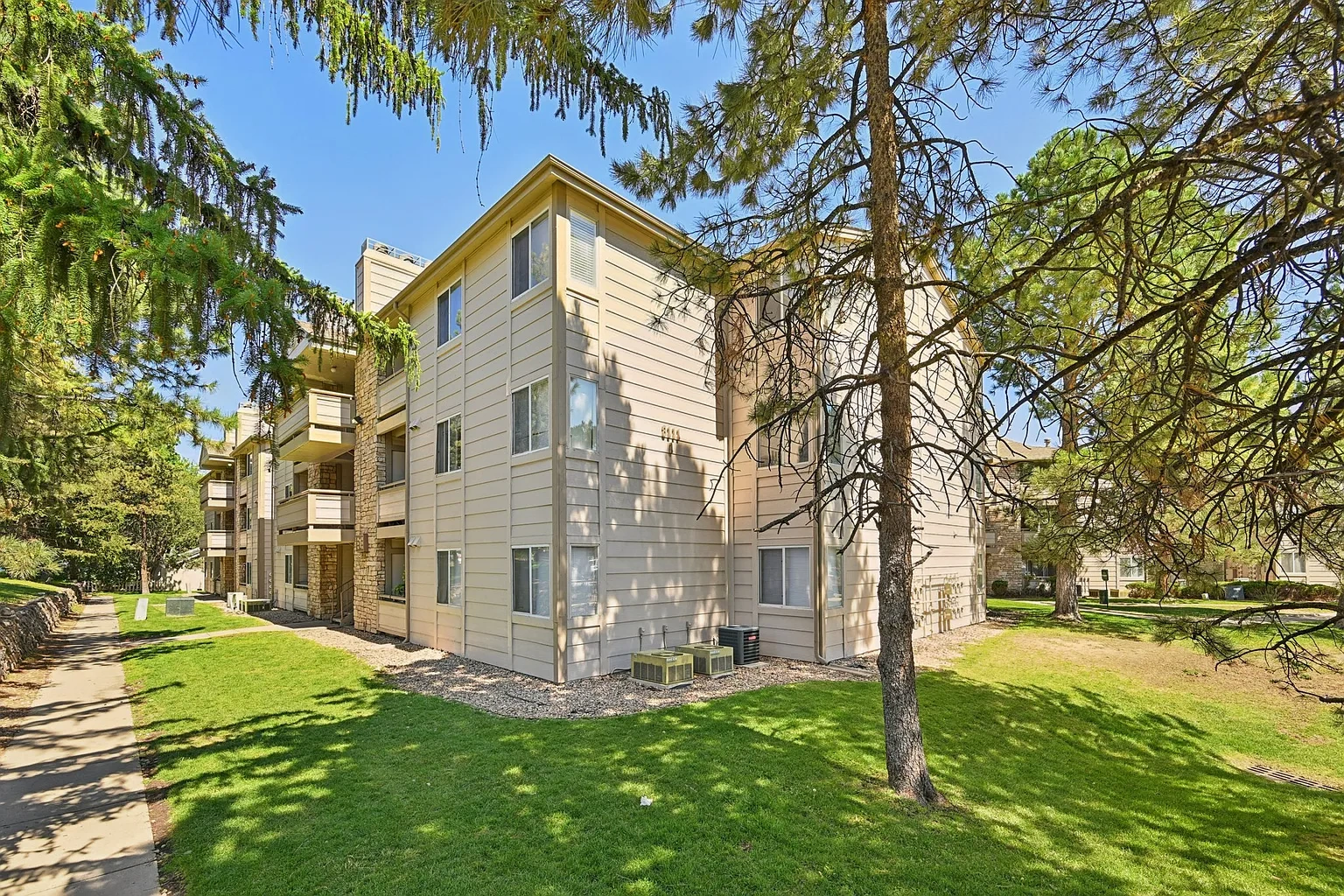 Hunter's Run Apartments – photo 5