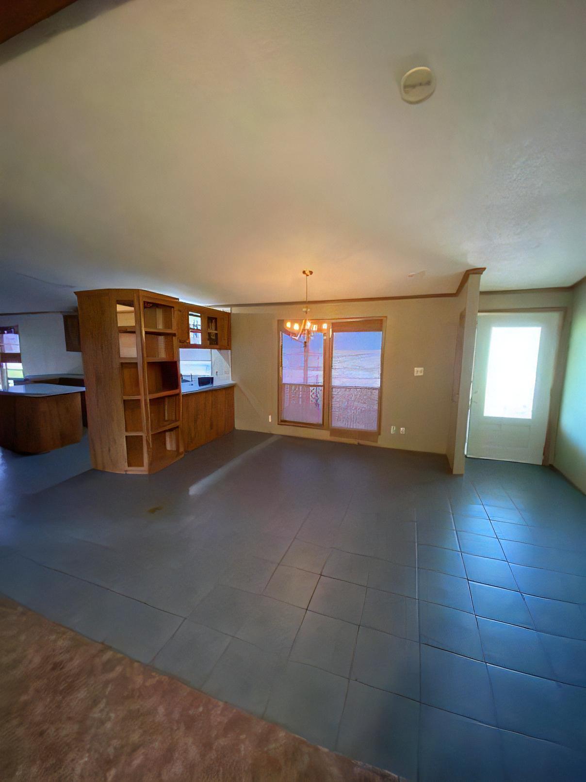 81 Roots Rd – photo 4