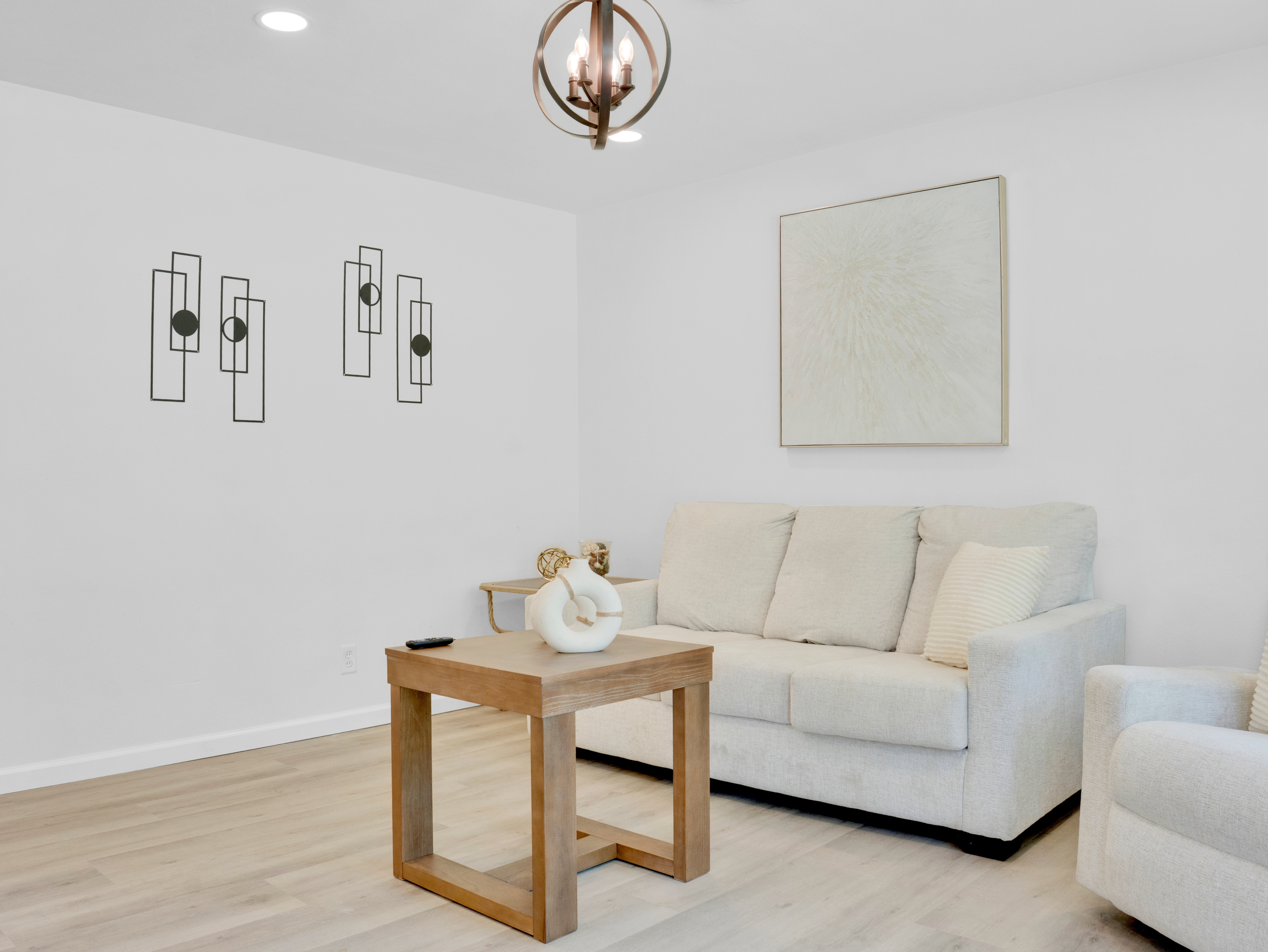 104 W Jackson St – photo 2