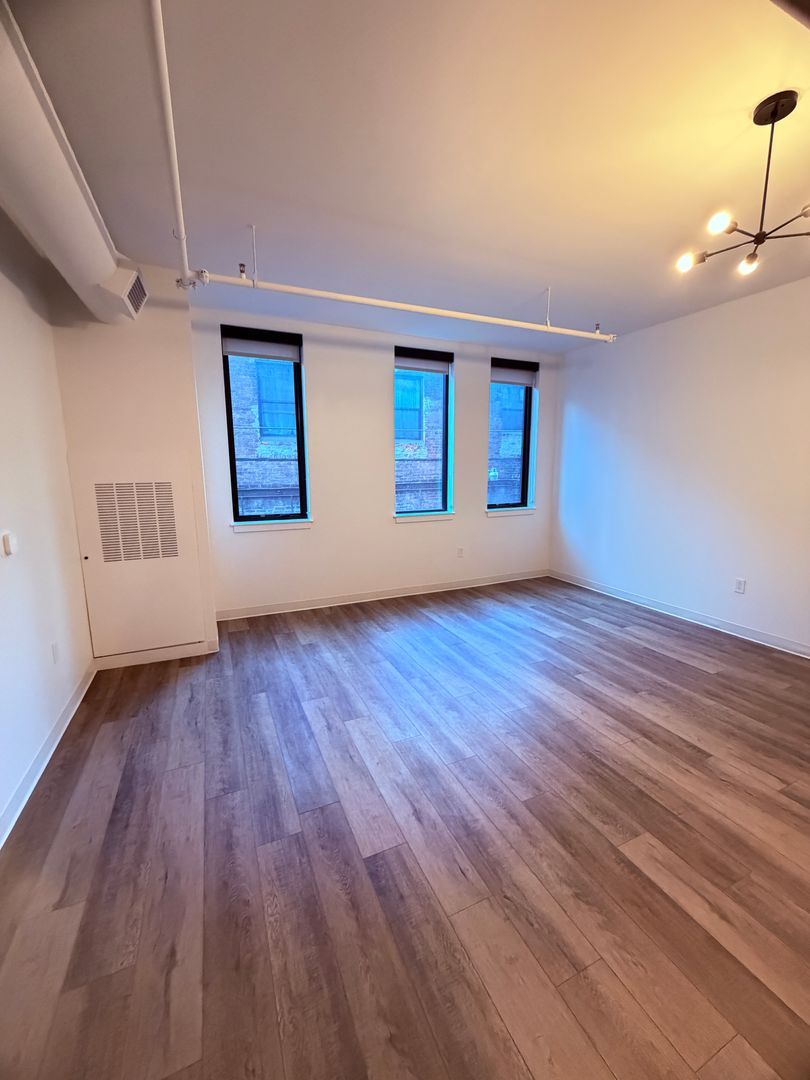 1709 Fifth Ave unit Unit 601 – photo 5
