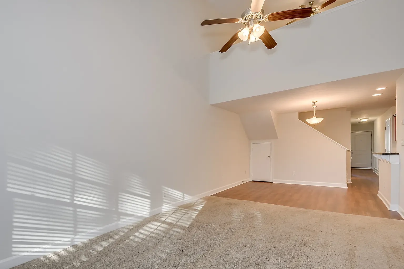 Stonewyck Luxury Townhomes – photo 5