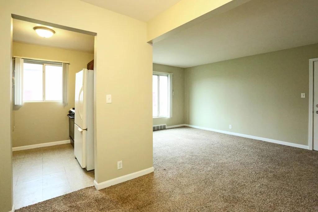 14139 Riverview St – photo 4