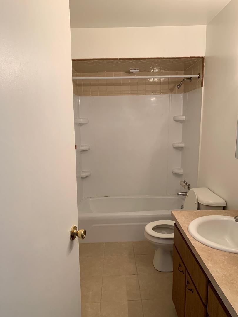144 Lynwood Manor unit MANOR-8 – photo 2