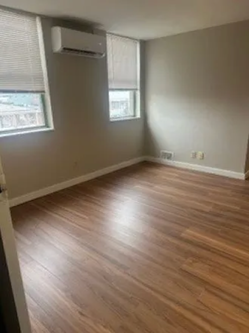 321 Ella St unit 12 – photo 5