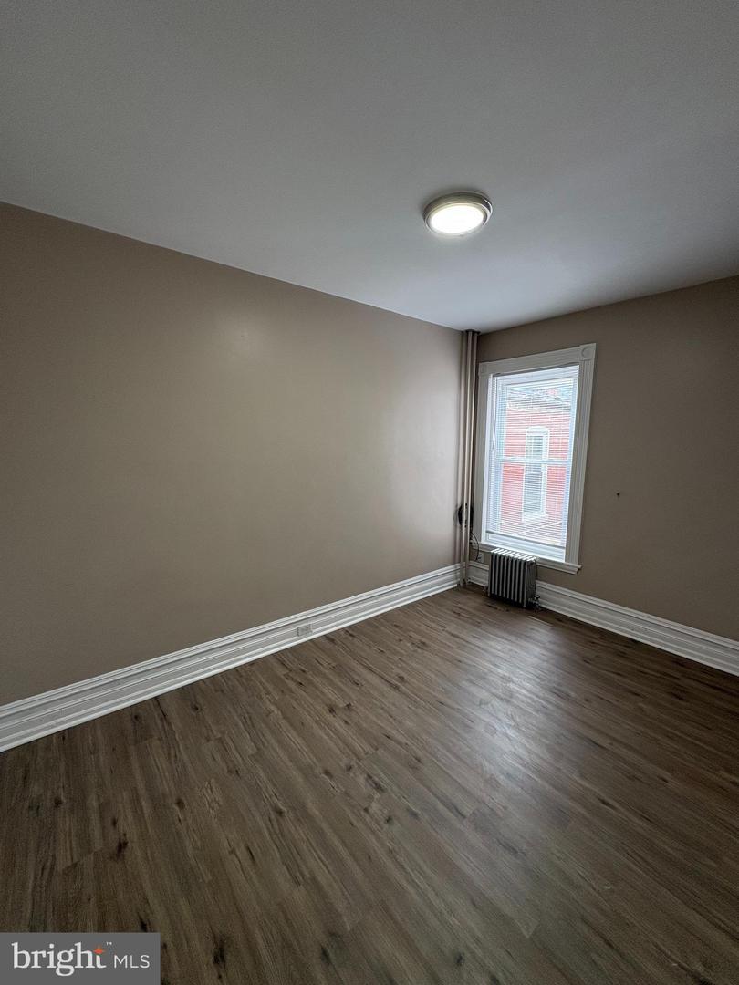 1372 Perkiomen Ave – photo 2