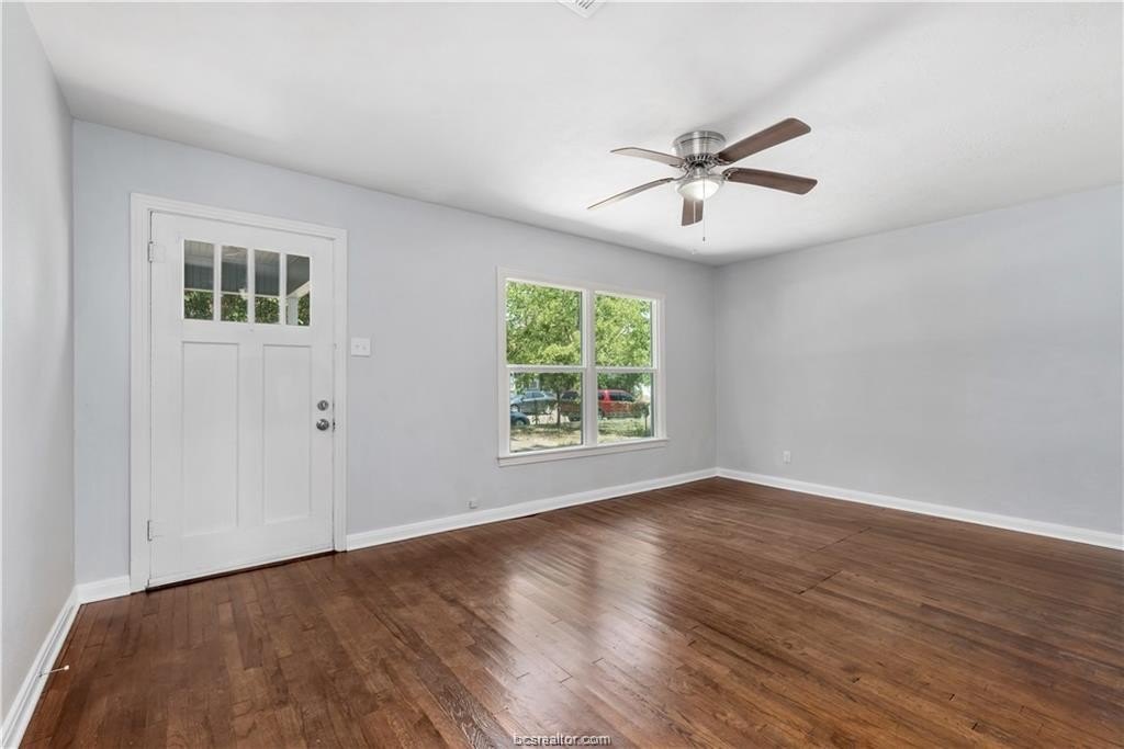 401 Dunn St – photo 2
