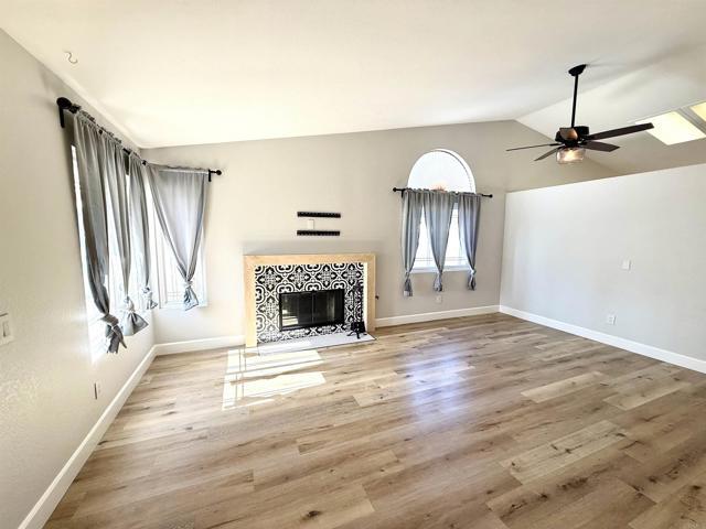 24399 Oakridge Cir – photo 4
