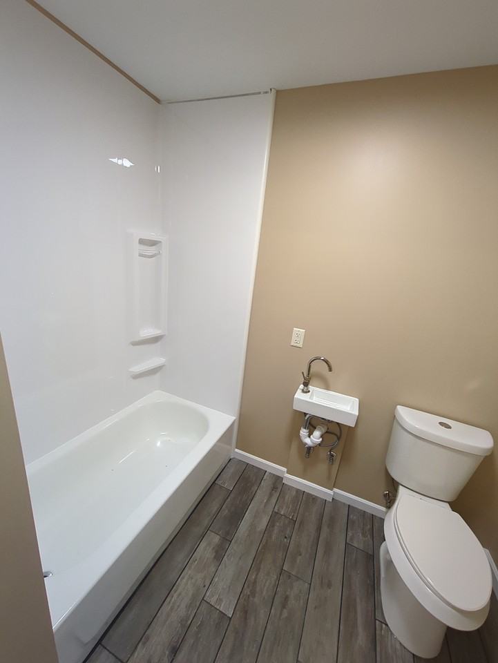 2901 Lincoln St E – photo 3