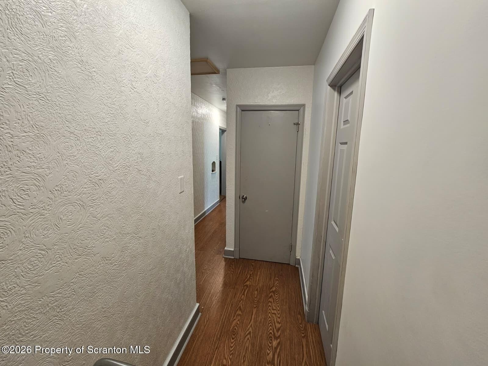 1057 Lincoln St – photo 5