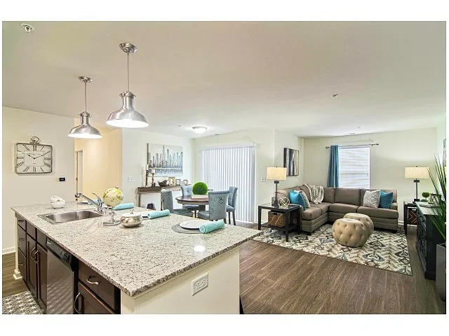 Van Allen Apartments – photo 5