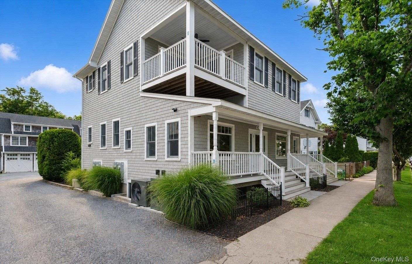 413 1st St – photo 1