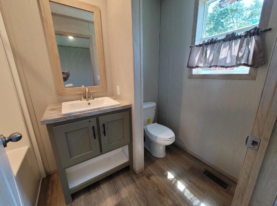 3290 Harding Hwy unit 211 – photo 4