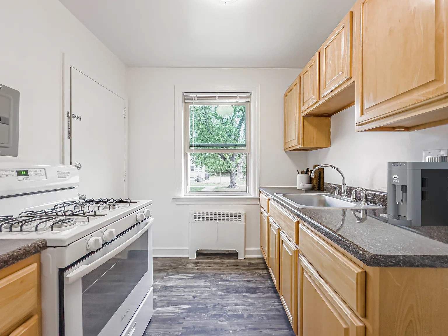 Park Towne Apartments LLC – photo 3