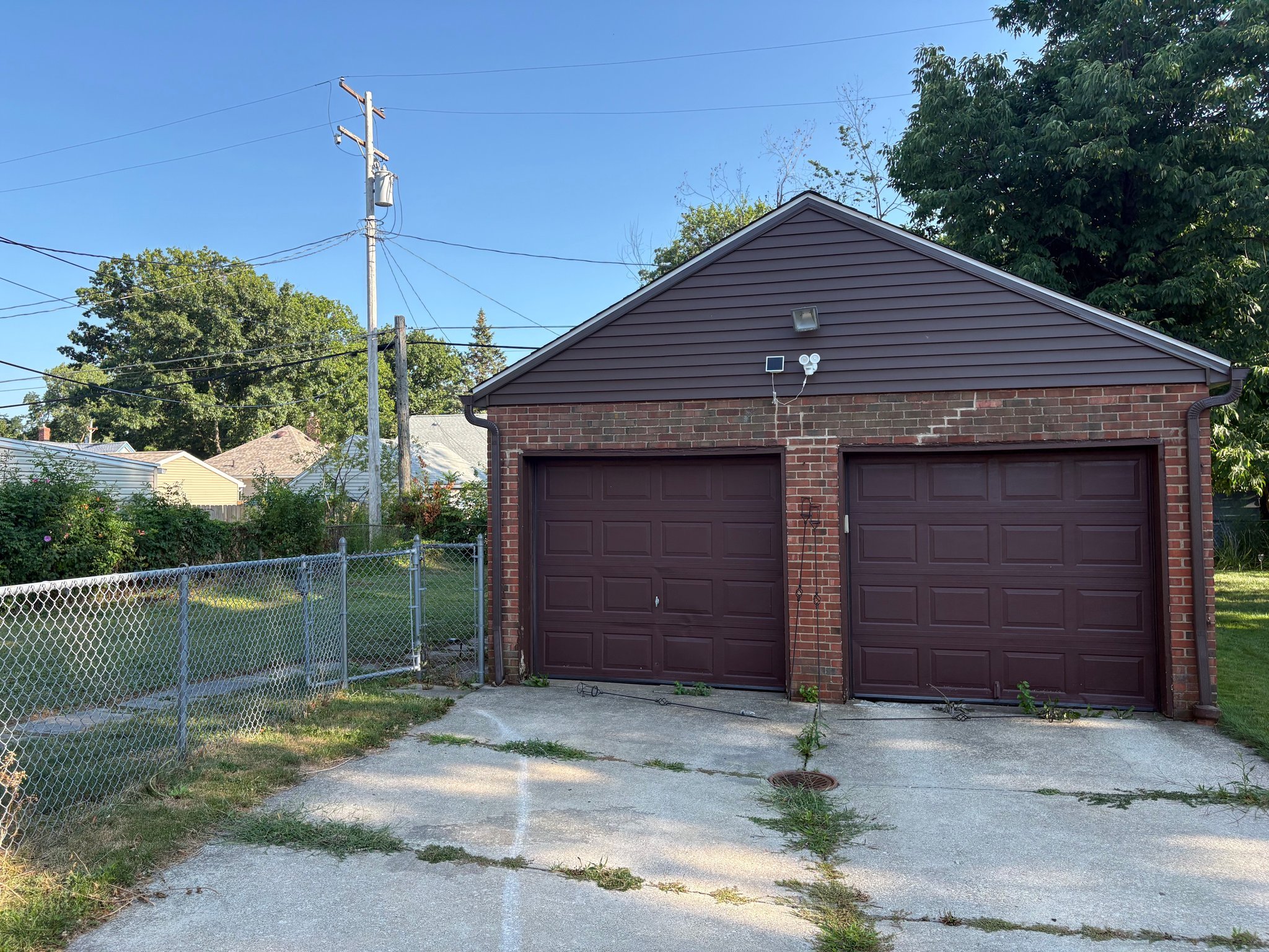 1211 Tuxedo Ave – photo 3
