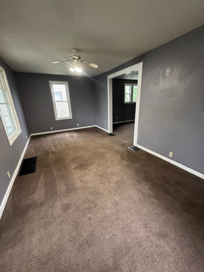 1707 Tecumseh St – photo 2