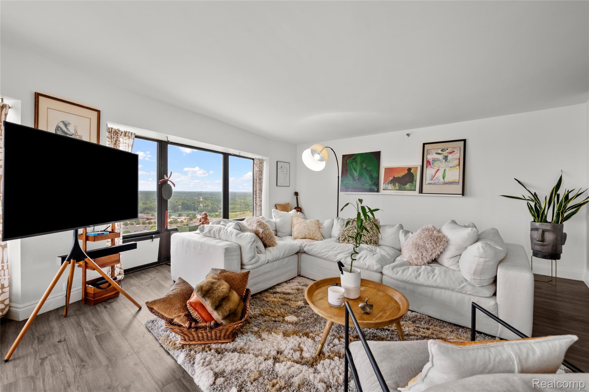 5000 Town Center unit 2606A – photo 5
