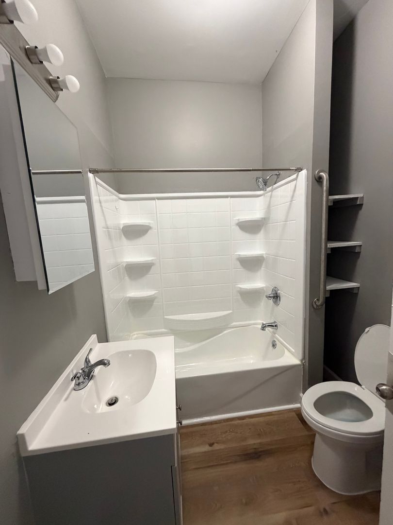 18 S Linden St – photo 5